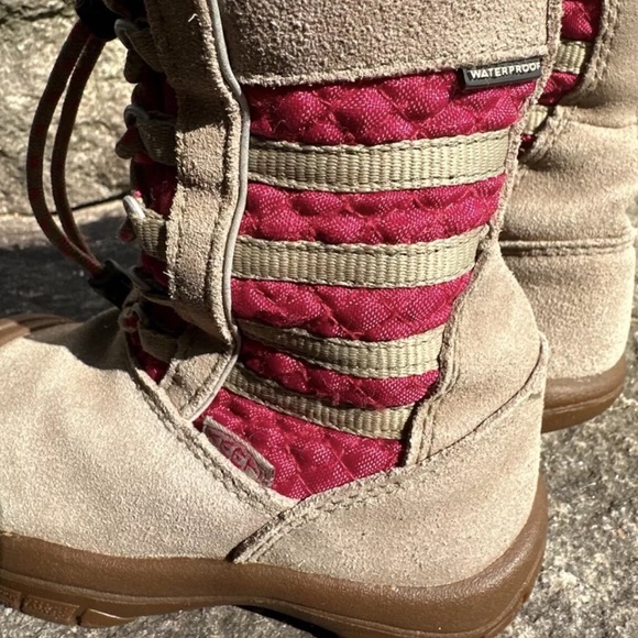 Keen Toddler Girls Wapato Waterproof Winter Snow Boots, Sz. 9 - Picture 4 of 4
